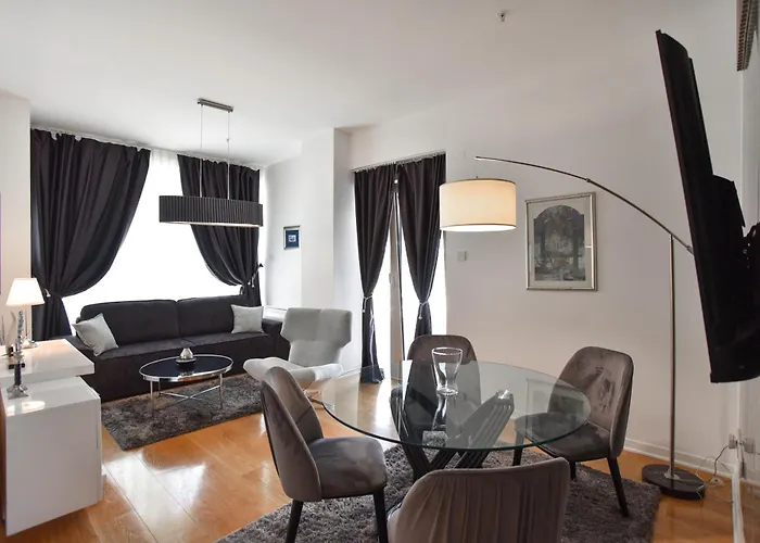 Luxury One Bedroom Apartment In Beachfront Apart Hotel